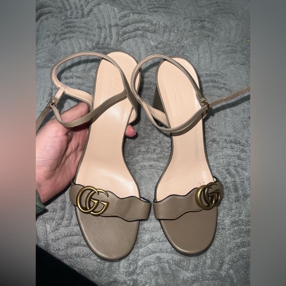 Gucci sandals